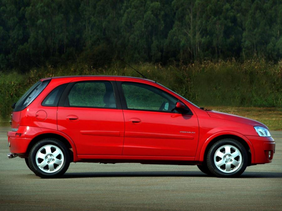  Chevrolet Corsa 5-Door 2002 года  (фото 15 из 16)